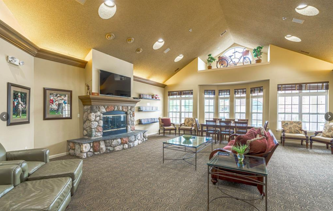 12101 Pinehurst Ln, Condo with 2 bedrooms, 2 bathrooms and null parking in Grand Blanc MI | Image 4