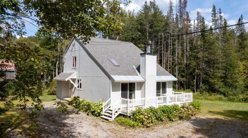 275 Sherwood Frst, Londonderry, VT, 05148-9686 | Card Image