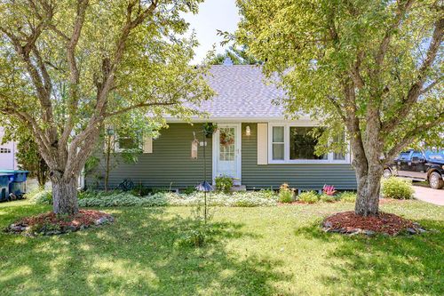1111 Marquardt Road, Wausau, WI, 54403 | Card Image