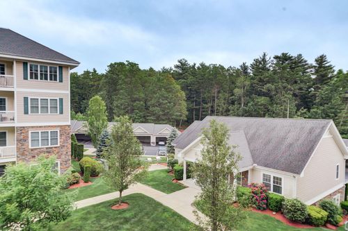 apt-308-10 Braemoor Woods Rd, Salem, NH, 03079-3517 | Card Image