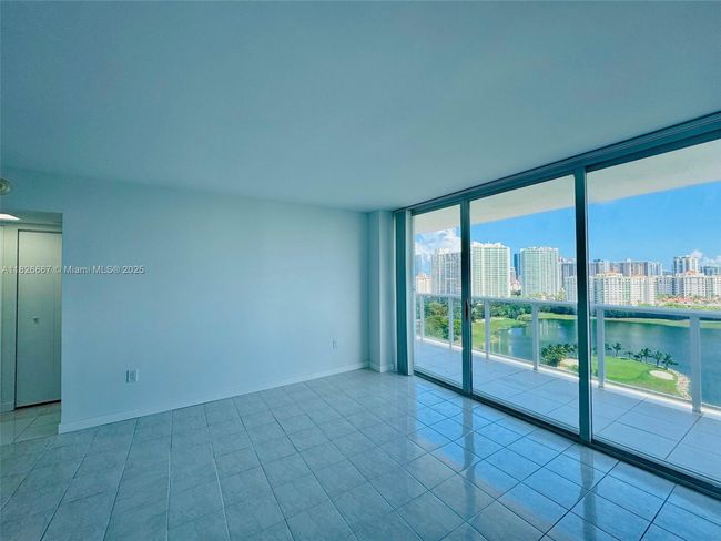 APT-1906 - 3675 N Country Club Dr, Condo with 2 bedrooms, 2 bathrooms and null parking in Aventura FL | Image 87