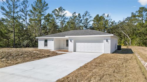 12 Malauka Pass, Ocklawaha, FL, 32179-6044 | Card Image