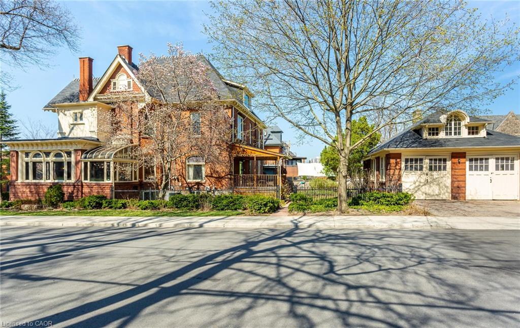 Residential in Hamilton 3