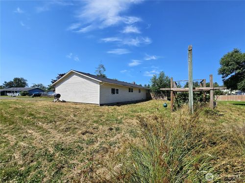 7207 Capt Gray Dr, Ilwaco, WA, 98624-9005 | Card Image