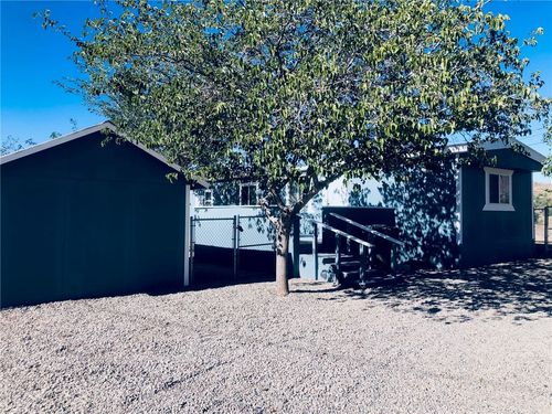 424 E Berk Ave, Kingman, AZ, 86409-3905 | Card Image