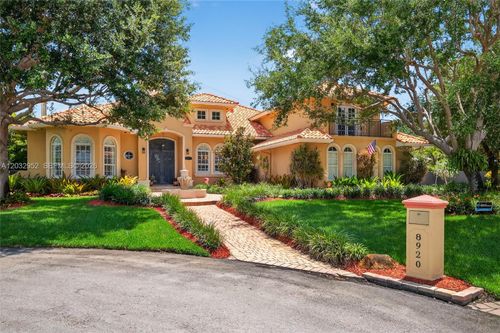 8920 Sw 162nd Ter, Palmetto Bay, FL, 33157-3556 | Card Image