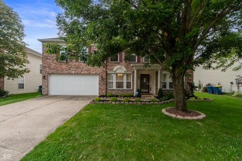 10403 Bicknell Cir, Fishers, IN, 46038-5792 | Card Image