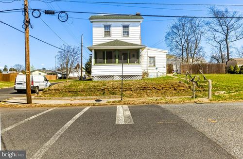 231 N Main St, Clayton, NJ, 08312-1623 | Card Image