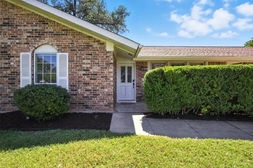 6923 Scenic Brook Dr, Austin, TX, 78736-1954 | Card Image