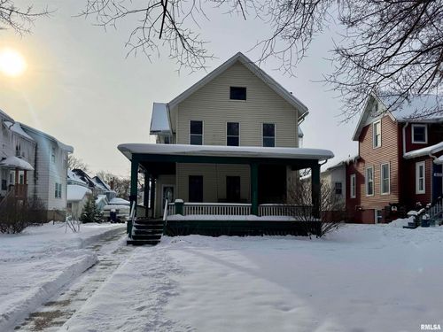 609 5th Ave S, Clinton, IA, 52732-4617 | Card Image