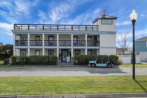 205 Harper Ave, Carolina Beach, NC, 28428-4918 | Card Image