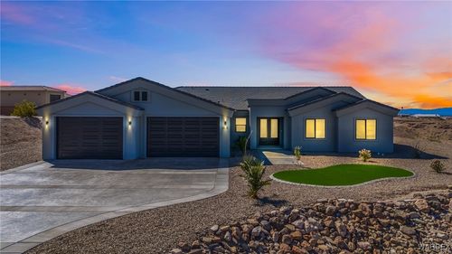3100 Canyon De Chelly Dr, Bullhead City, AZ, 86429 | Card Image