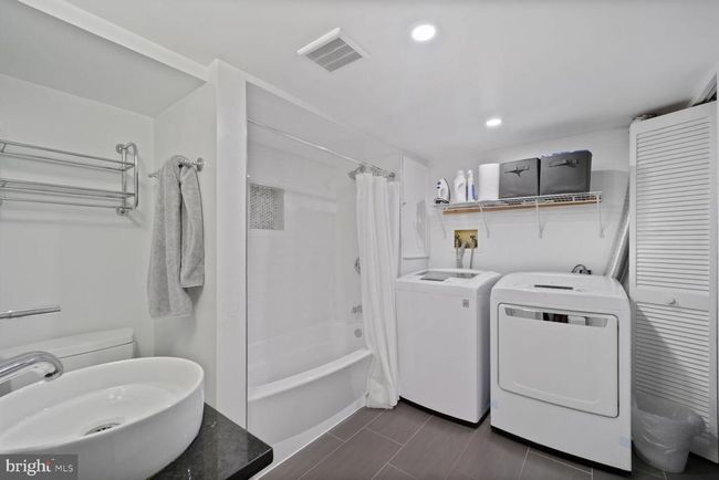 2923 Landover St, Townhouse with 3 bedrooms, 2 bathrooms and null parking in ALEXANDRIA VA | Image 21