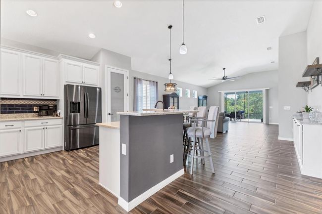 12755 Rainwashed Loop, House other with 3 bedrooms, 2 bathrooms and null parking in Parrish FL | Image 20