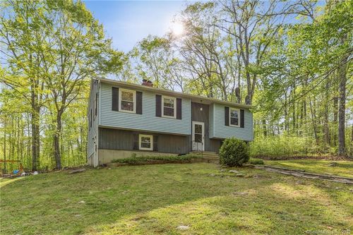 547 Brook Rd, Scotland, CT, 06247-2106 | Card Image