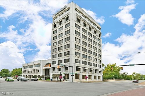 108 Main Ave Sw, Warren, OH, 44481-1058 | Card Image