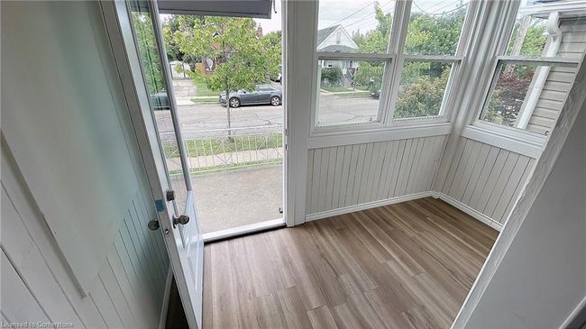 32 Vansitmart Ave, House other with 3 bedrooms, 2 bathrooms and null parking in Hamilton ON | Image 7