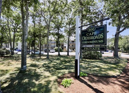 5wg-800 Bearses Way, Hyannis, MA, 02601-2251 | Card Image