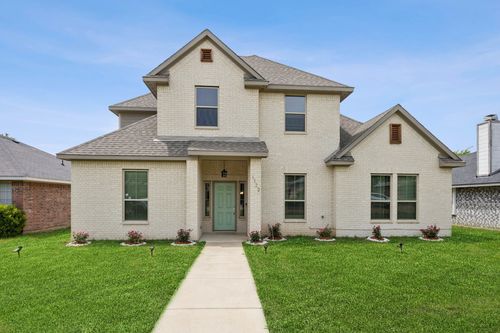 1122 Alicia Ln, Lancaster, TX, 75134-3016 | Card Image
