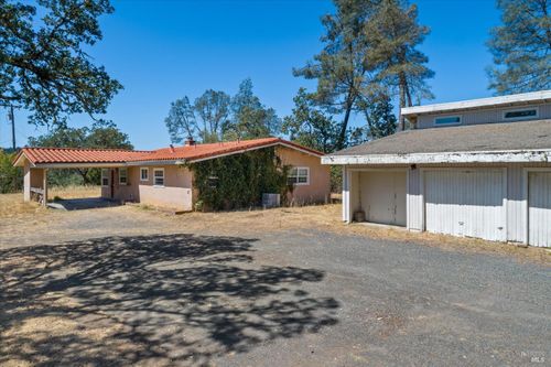 950 Canyon Rd, Geyserville, CA, 95441 | Card Image