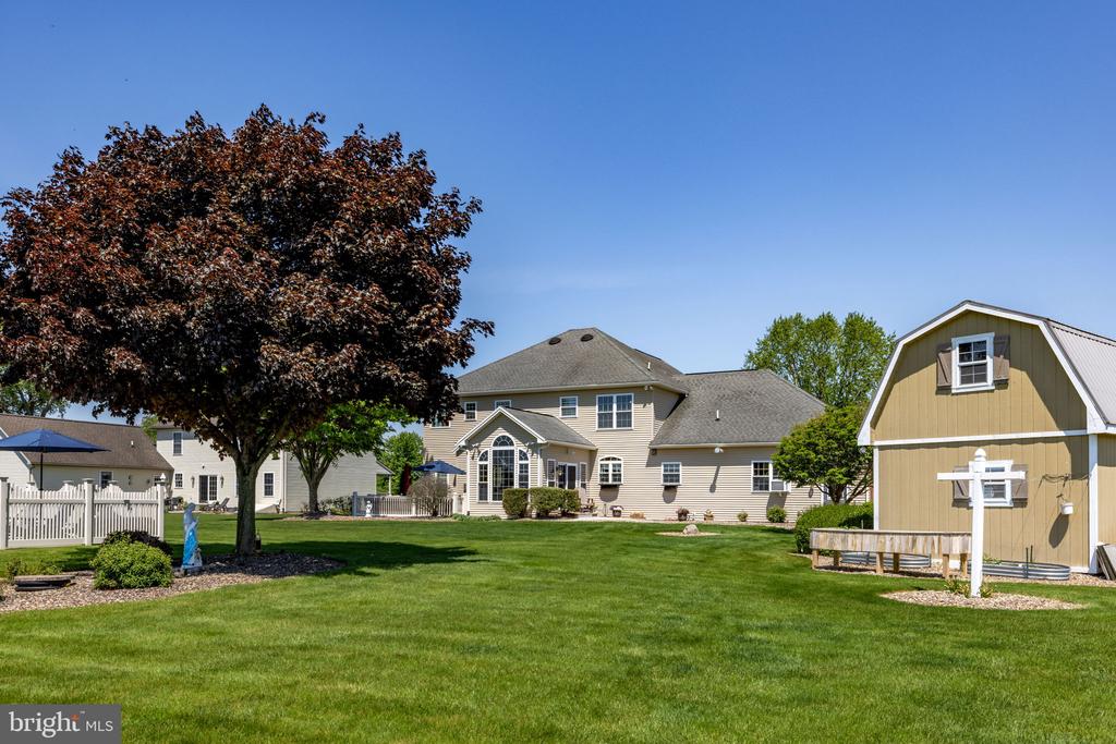 Residential in WINFIELD