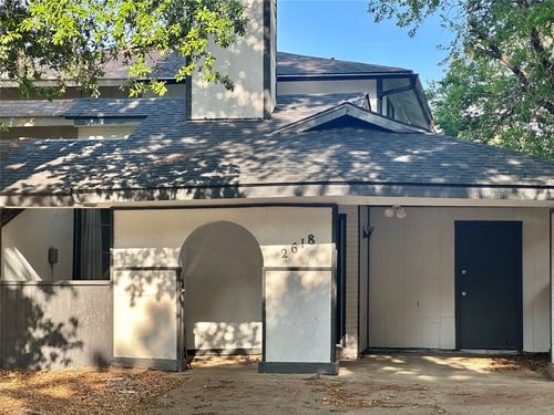 2618 Santa Barbara Dr, Grand Prairie, TX, 75052-5240 | Card Image