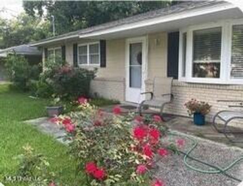 105 N Ida Ln, Long Beach, MS, 39560-4907 | Card Image