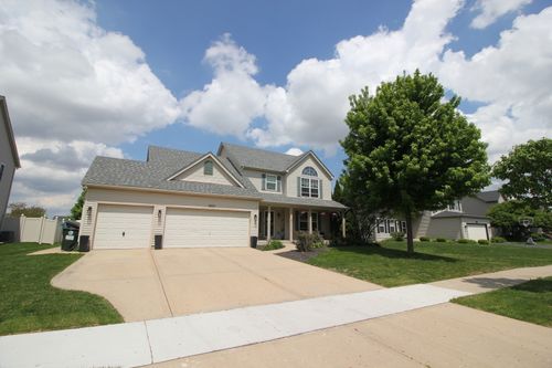 923 Western Ln, Yorkville, IL, 60560-2701 | Card Image