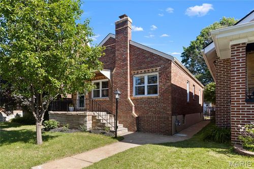 5521 Murdoch Ave, Saint Louis, MO, 63109-2866 | Card Image