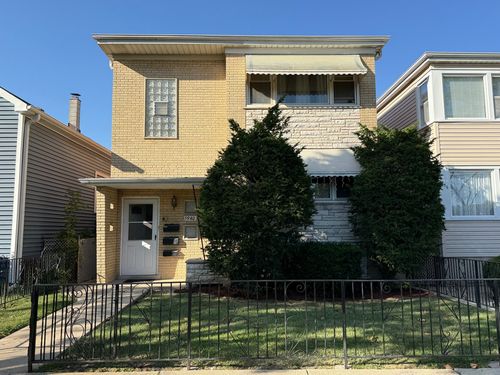 5940 W Wilson Ave, Chicago, IL, 60630-3892 | Card Image