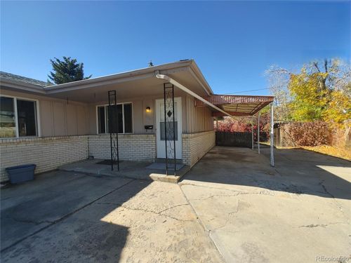 8869 Circle Dr, Westminster, CO, 80031-3510 | Card Image