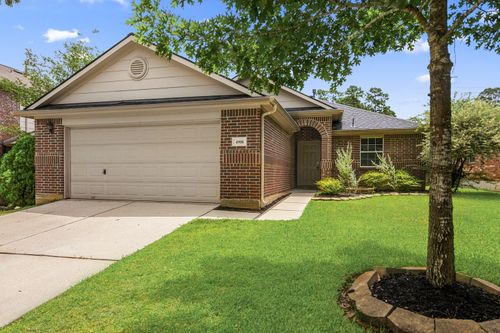4908 Summer Rain Dr, Conroe, TX, 77303-2254 | Card Image