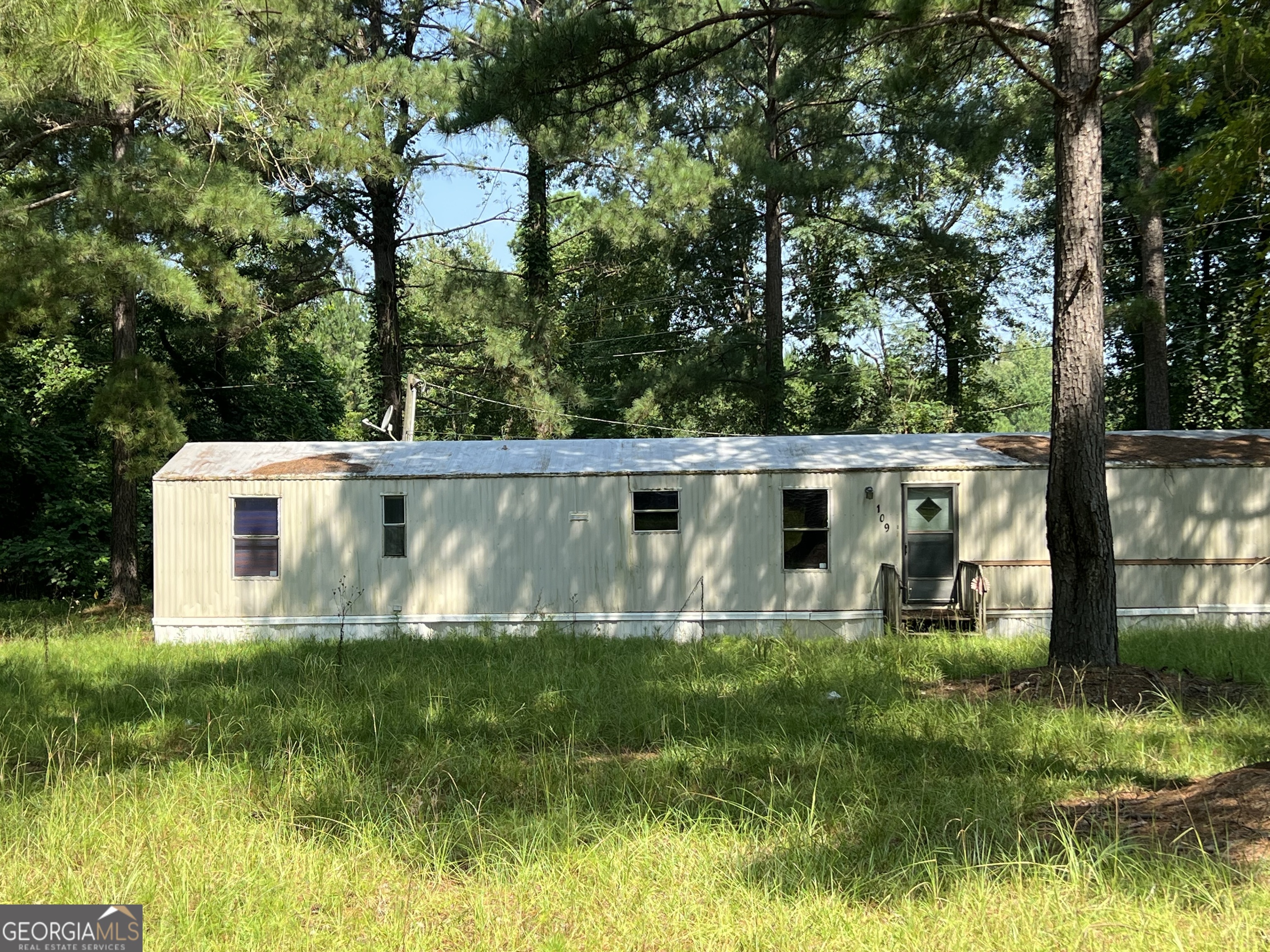 Banana Cir, Sylvania, GA 30467