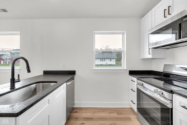 2041 N Dexter St, House other with 3 bedrooms, 2 bathrooms and null parking in Indianapolis IN | Image 11