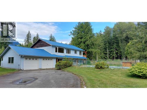 2448 Mackenzie Highway, Bella Coola, BC, V0T0A7 | Card Image