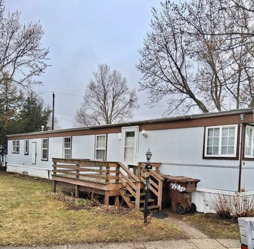 38-75641 16th Ave, South Haven, MI, 49090-9412 | Card Image