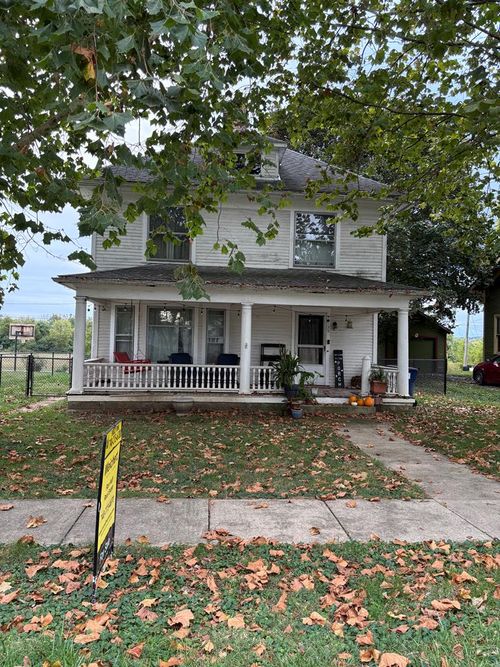 130 W Springfield St, Frankfort, OH, 45628-8008 | Card Image