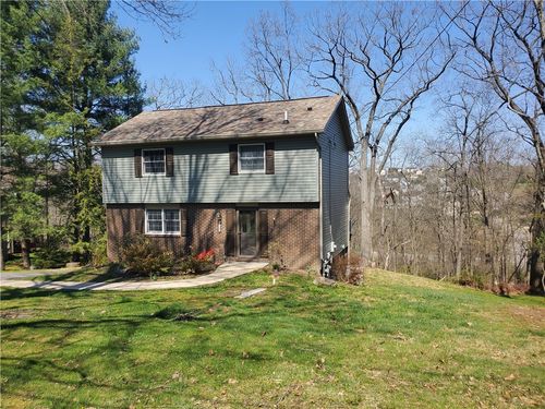 1109 Woodhill Dr, Gibsonia, PA, 15044-9231 | Card Image