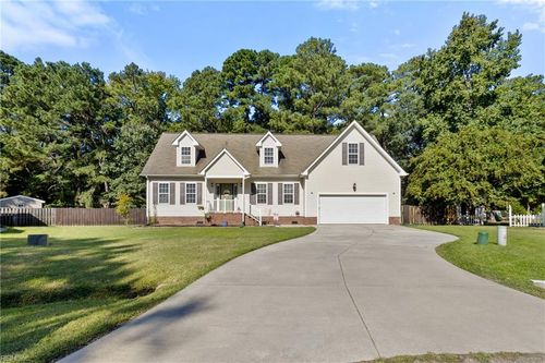 7703 Mainsail Ct, Hayes, VA, 23072-3661 | Card Image
