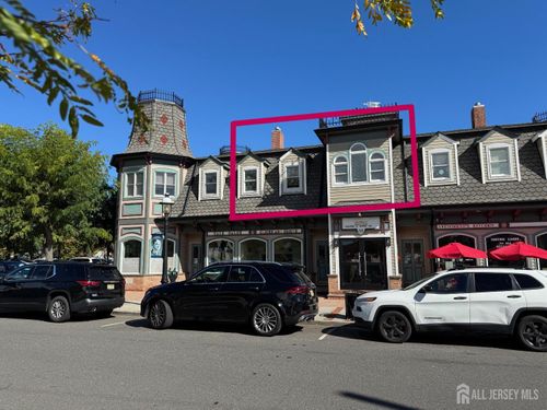 56-54 Pearl St, Metuchen, NJ, 08840-1831 | Card Image