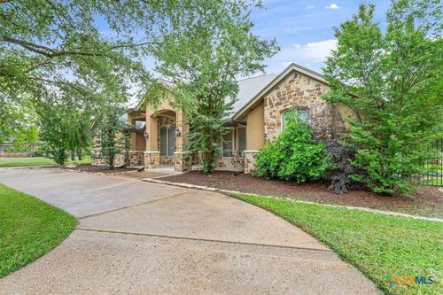228 Claremont Dr, Belton, TX, 76513-8044 | Card Image