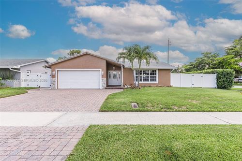 2403 Sw 12th Ct, Deerfield Beach, FL, 33442-6003 | Card Image