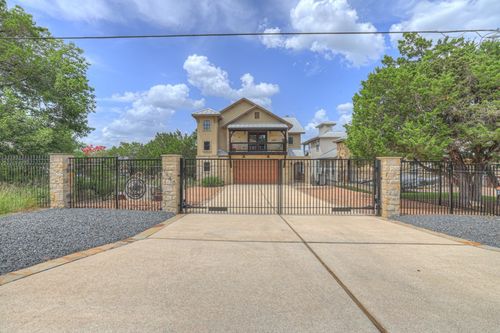 1746 Stagecoach Dr, Canyon Lake, TX, 78133-4093 | Card Image