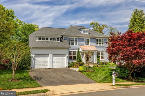 1926 Poole Ln, Mclean, VA, 22101-5522 | Card Image