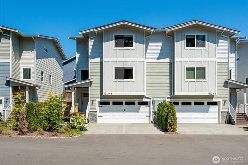 a-13124 12th Dr Se, Everett, WA, 98208-7217 | Card Image