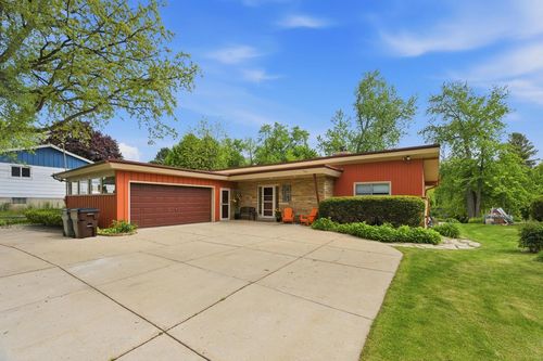507 W Montclaire Avenue, GLENDALE, WI, 53217 | Card Image