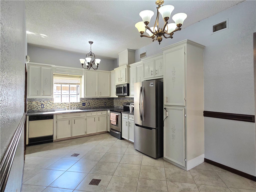 Residential Lease in Corpus Christi 4