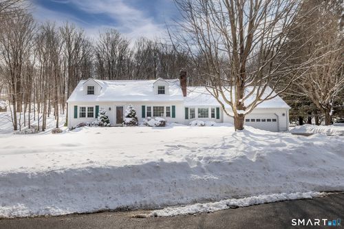 35 Highview Dr, Ridgefield, CT, 06877-2007 | Card Image