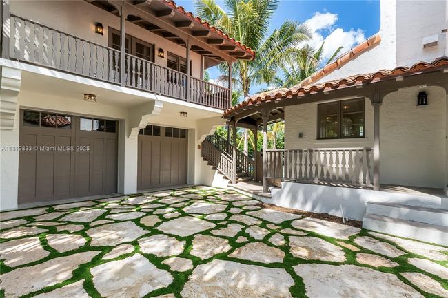 1225 N Greenway Dr, House other with 5 bedrooms, 5 bathrooms and null parking in Coral Gables FL | Image 28