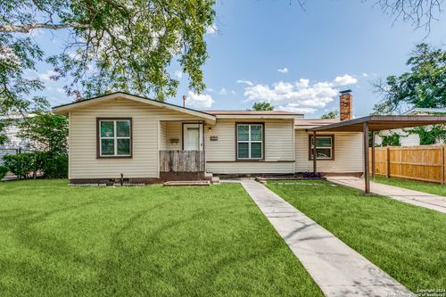 322 Byrnes Dr, San Antonio, TX, 78209-4906 | Card Image